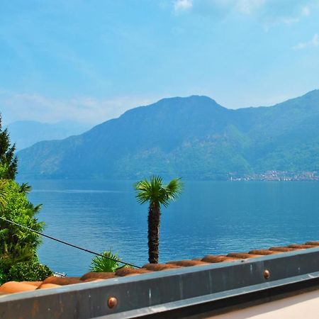 Loft With Big Terrace Lake View Apartment ซาลา โคมาชีนา ภายนอก รูปภาพ